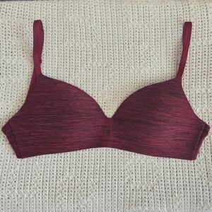 Victoria's Secret No Wire Bra in Red And Black Size 34D